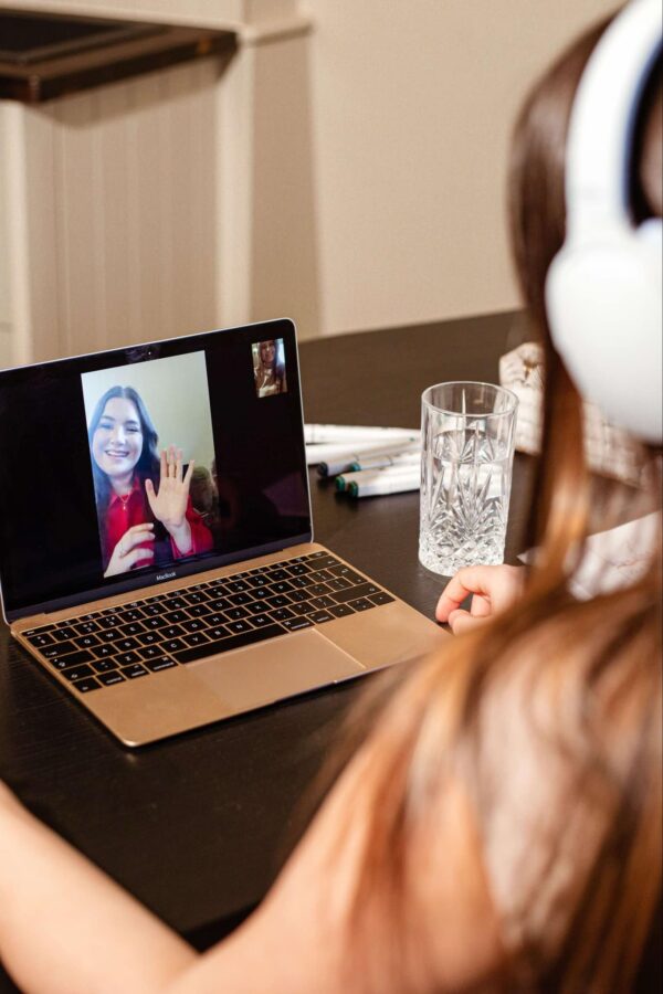 1 Hour One-to-one sessions with qualified subject specialists